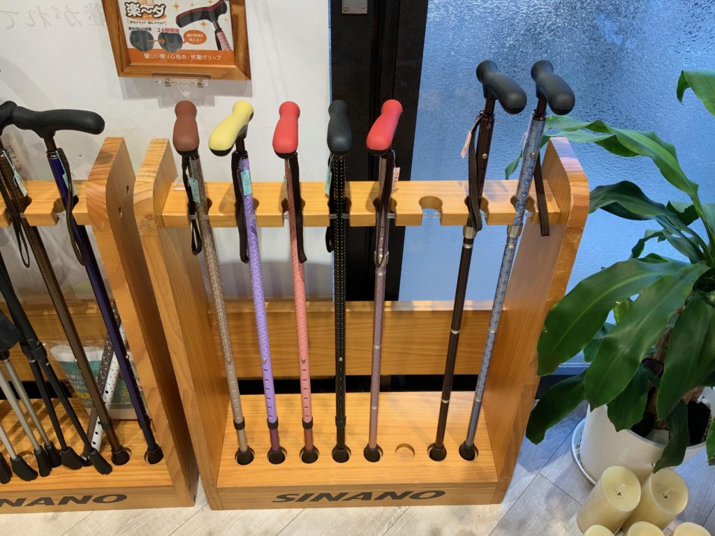 ステッキ杖工房シナノ（sinano）吉祥寺店の１本杖の写真